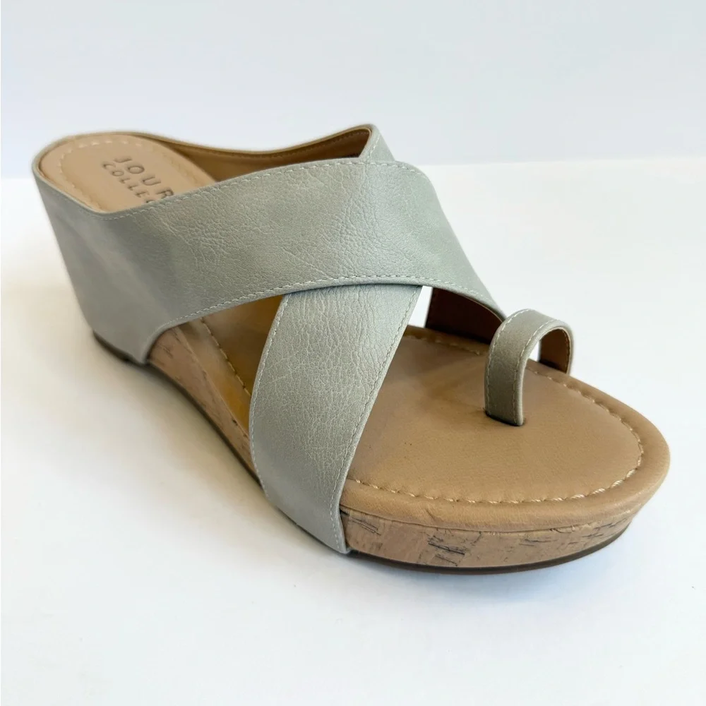 Journee Collection Women's Tru Comfort Foam Rayna Wedge Sandal Size 9 New in Box